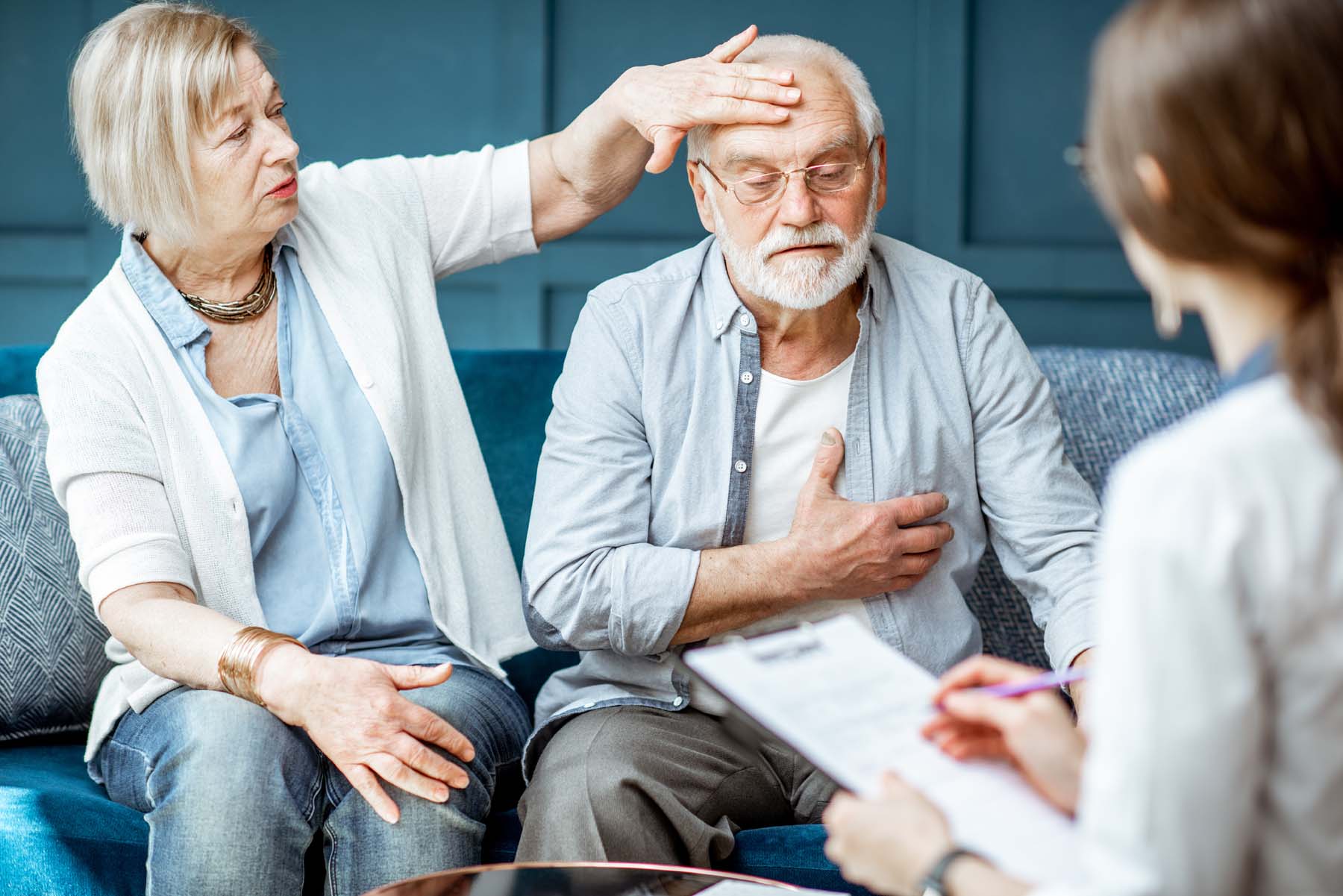 senior-couple-during-the-medical-consultation-2022-01-19-00-04-05-utc.jpg